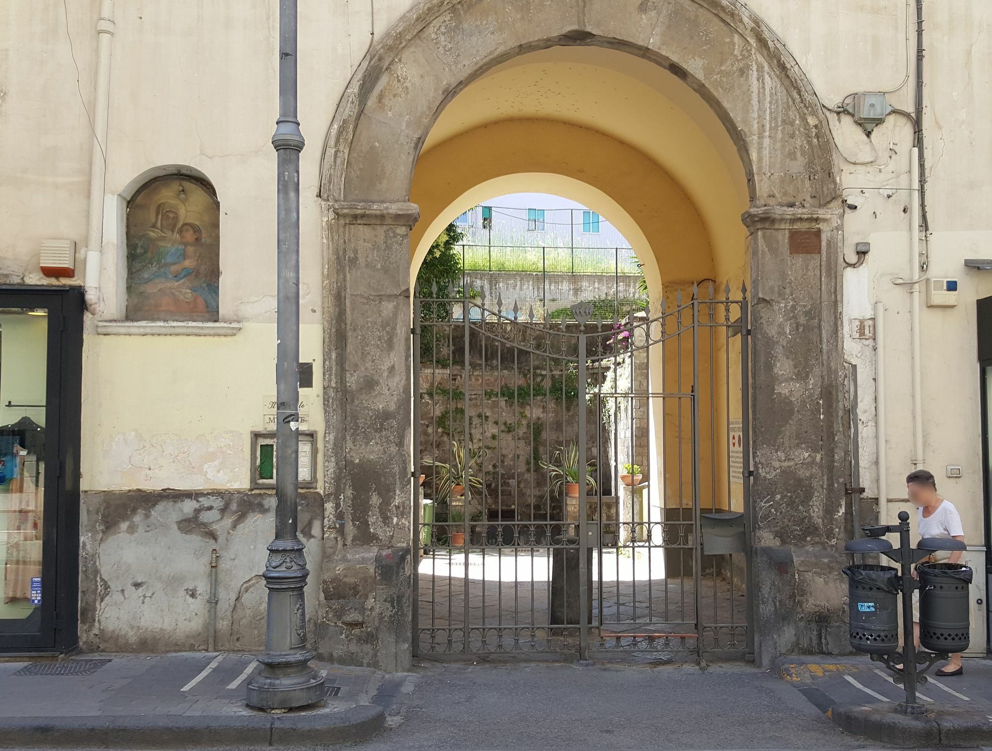 Palazzo Spasiano Rooms - Sorrento Center Eksteriør billede